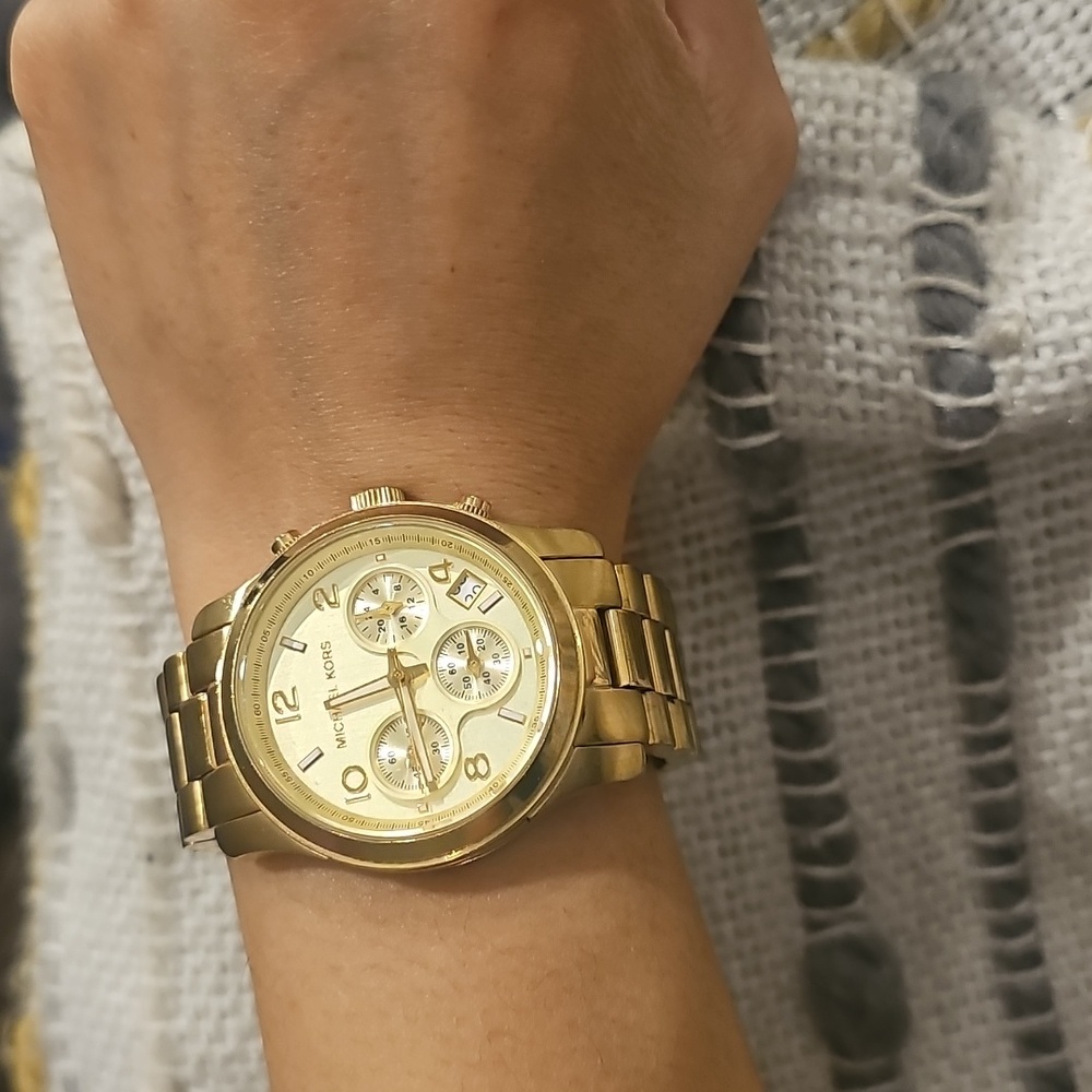 Michael Kors Watch - Picture 6 of 7